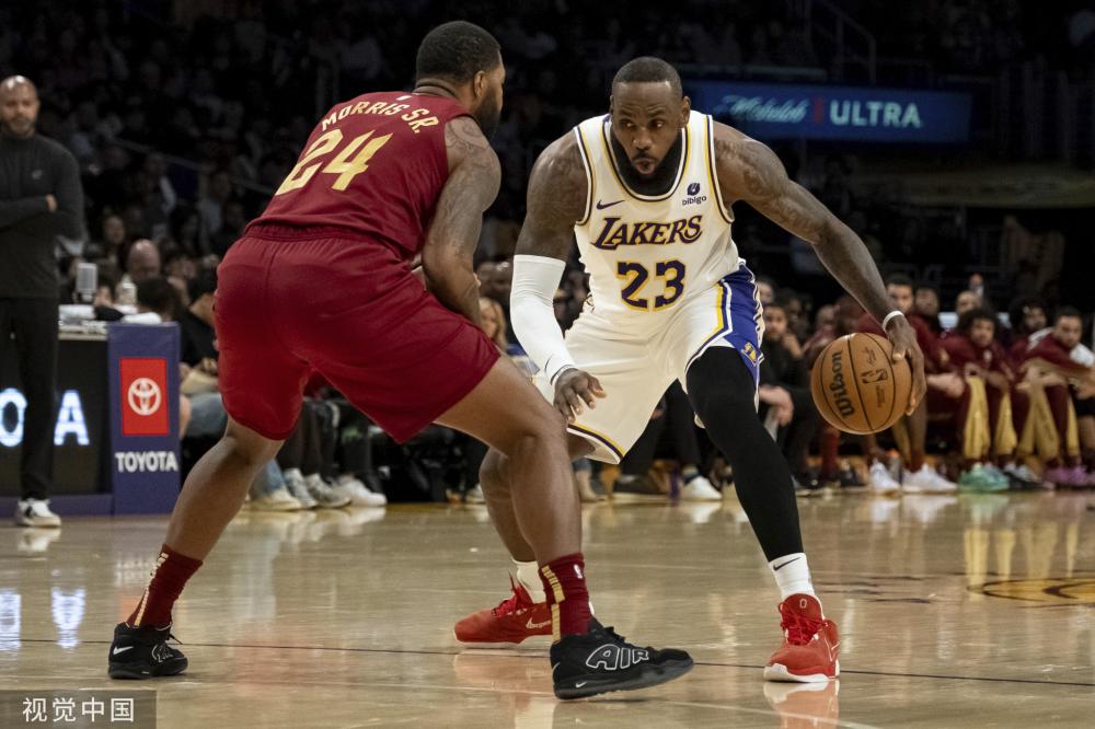 的支持下 的支持下