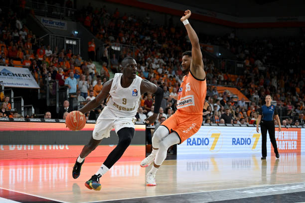 更通过不断 更通过不断